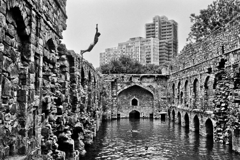 India. Delhi. Ugrasen Baoli. 1971.