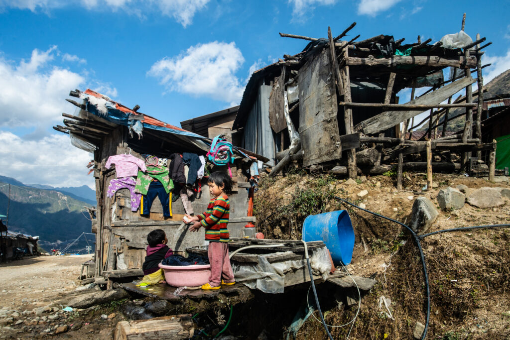 Hpare IDP Camp is home to people who fled their homes due to the renewed conflict between the military and the KIA that erupted on June 9, 2011.